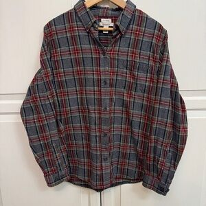 L.L. Bean Men's Classic Red and Blue Plaid Shirt Cabincore size L 100% cotton
